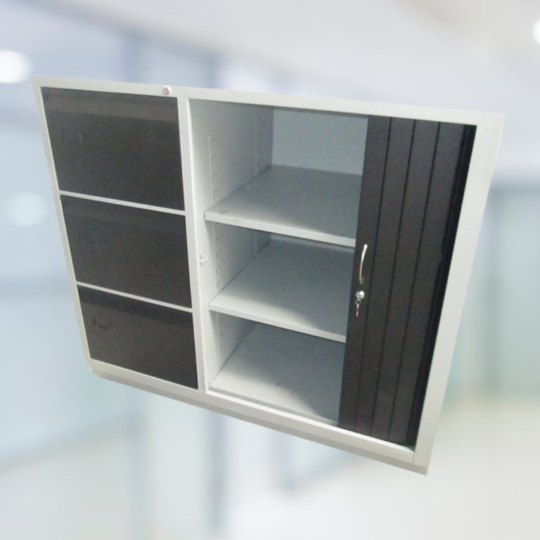 Archivador mixto de 3 gavetas. Puerta corrediza con 2 entrepaños para 3 3espacios útiles. color negro